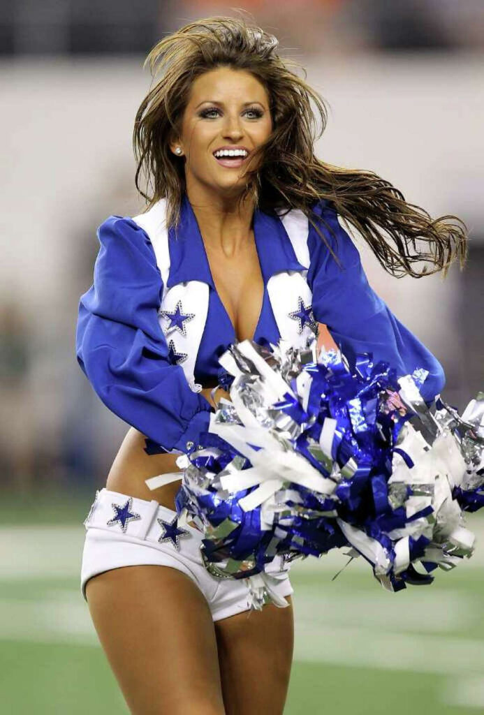 2025 Dallas Cowboys Cheerleader Calendar Valma Elfreda